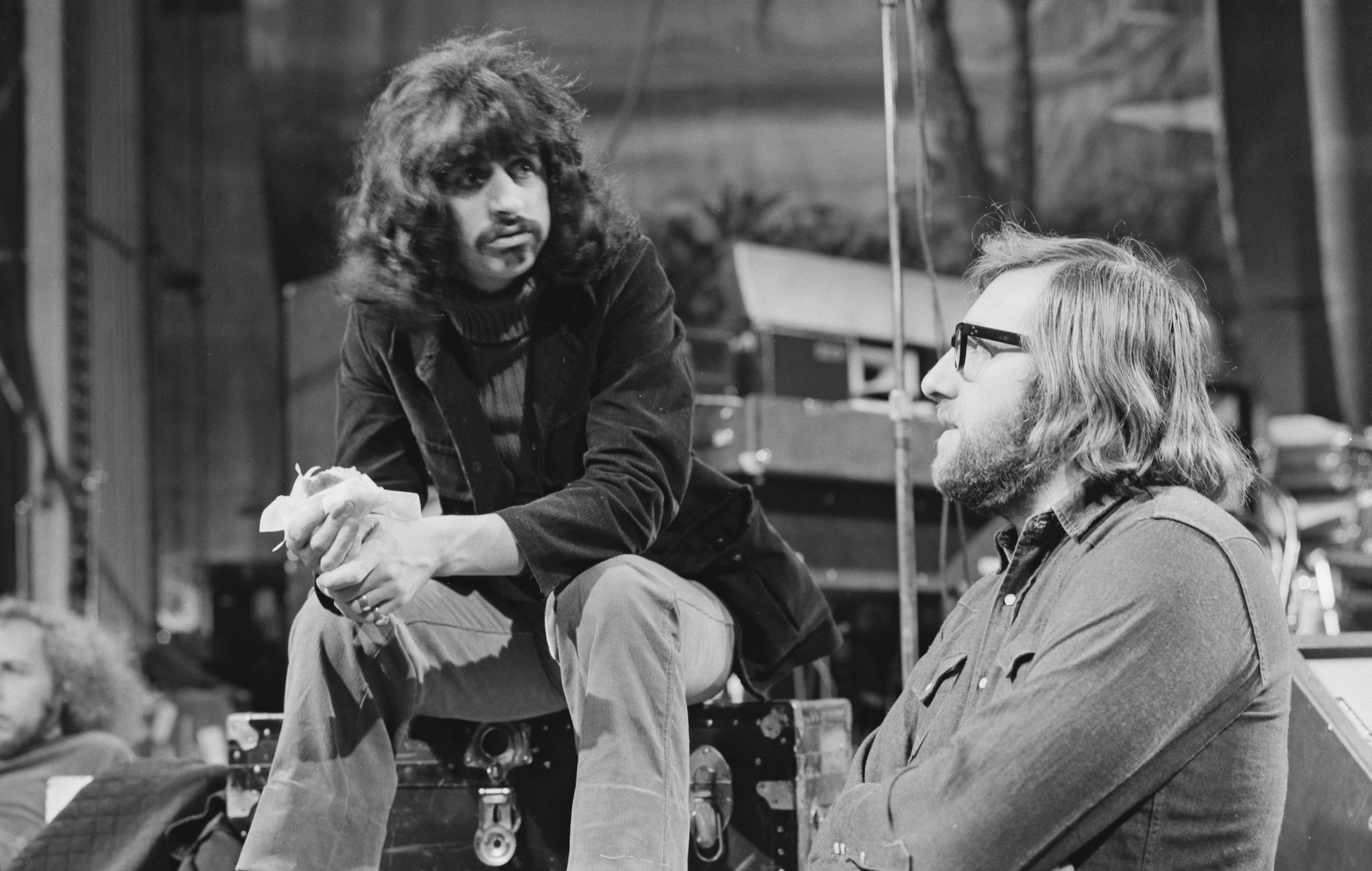 Ringo Starr and Mal Evans. Credit: Evening Standard/Hulton Archive/Getty Images