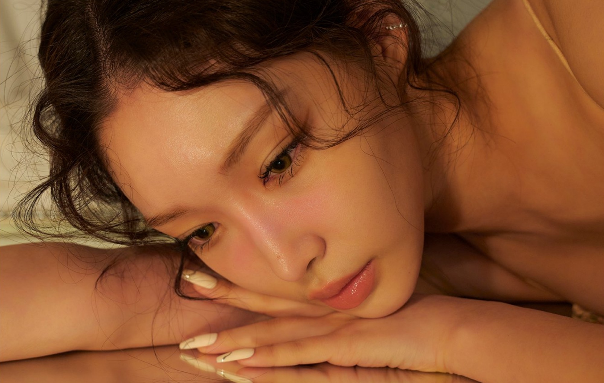 chung ha killing me new single music video