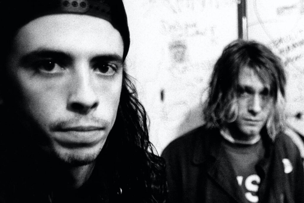how-grohl-resolved-nirvana’s-success-with-band’s-punk-ethos