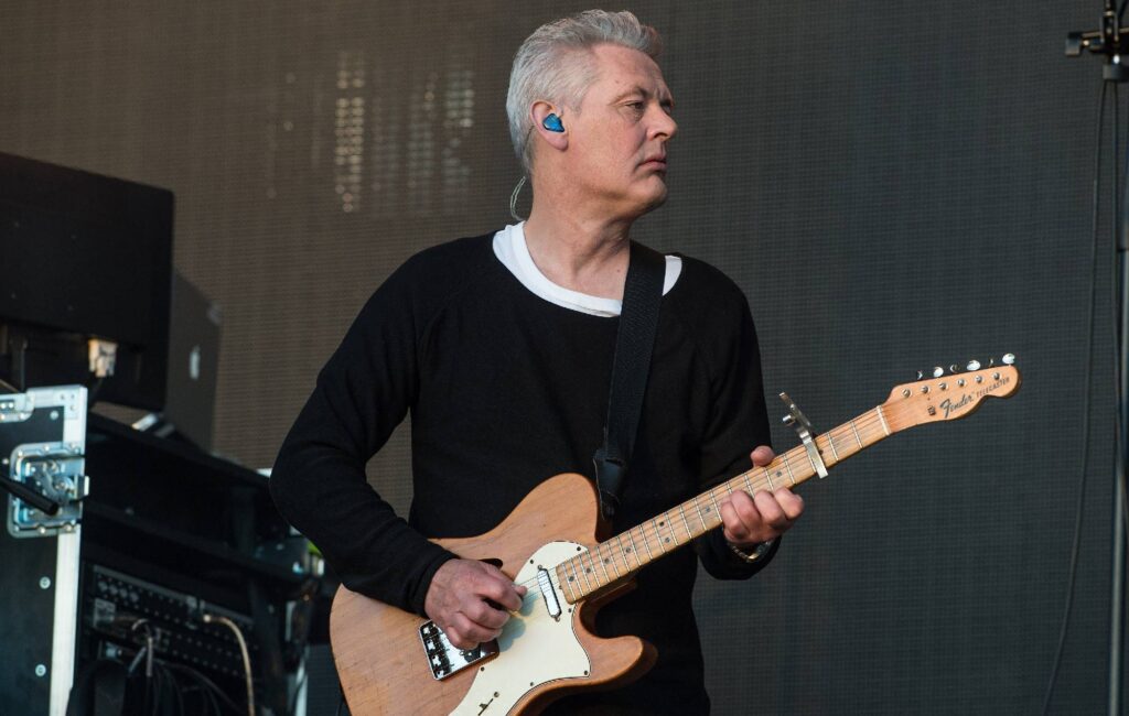 massive-attack-announce-death-of-“brilliant”-guitarist-angelo-bruschini