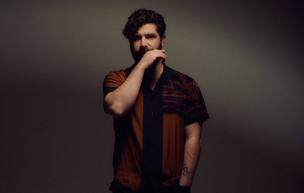 foals’-yannis-philippakis-on-the-“brutal”-music-he’s-written-for-new-play-‘the-confessions’
