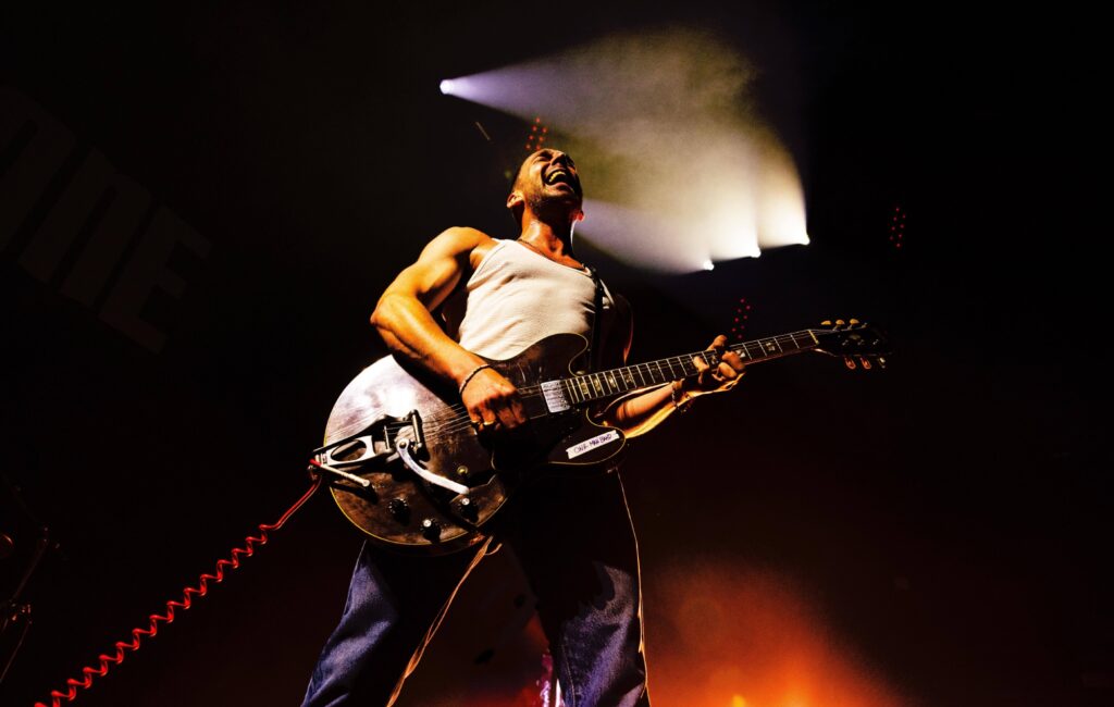 miles-kane-announces-solo-electric-spring-european-tour
