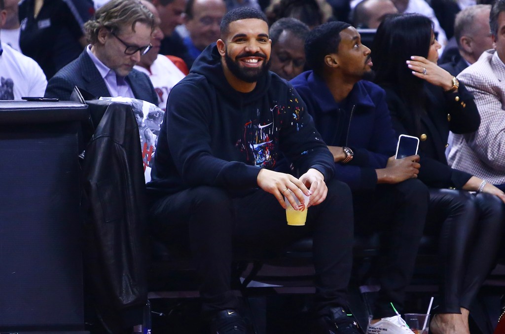 2023-24-nba-season:-how-to-watch-the-lakers-vs-nuggets-&-suns-vs.-warriors-games-without cable
