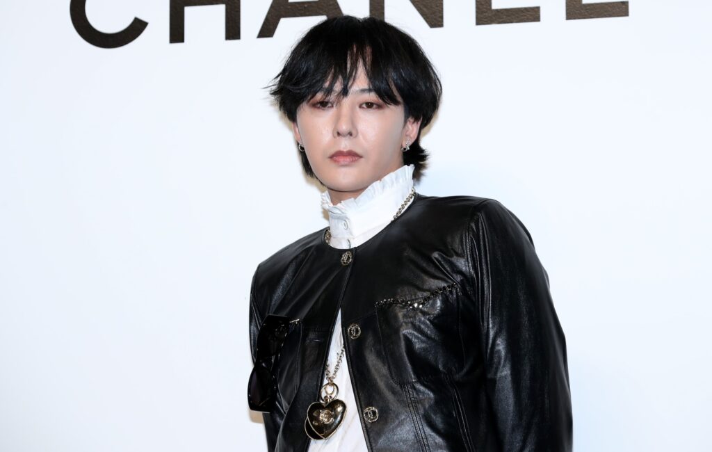 big-bang’s-g-dragon-booked-by-police-for-suspected-drug-use