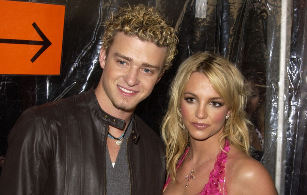britney-spears-fans-think-‘everytime’-is-about-her-abortion