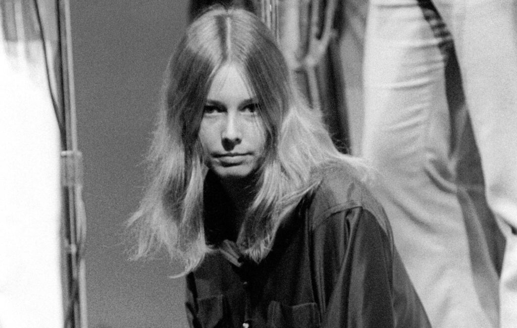 pioneering-kroq-dj-dusty-street-dies,-aged-77