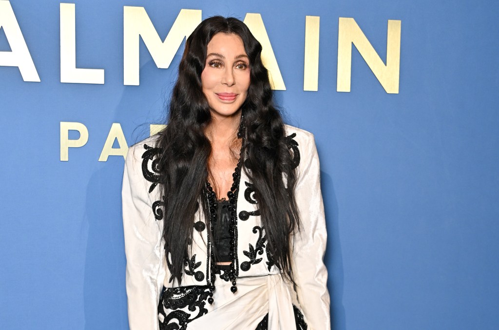 cher-says-she-never-sings-around-the-house:-‘i-don’t-like-my voice’
