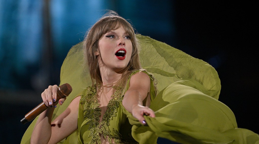 taylor-swift’s-new-‘1989’-will-push-aside-the-original-—-just-like-her-other-‘taylor’s-version’-albums have 