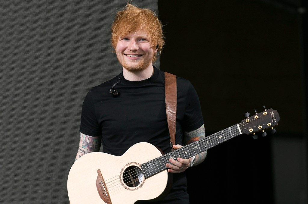 ed-sheeran-brings-out-brandon-flowers-for-surprise-‘mr.-brightside’-performance:-‘my-country’s-national anthem’