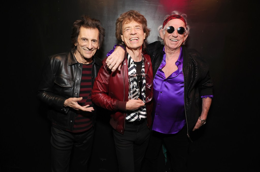 the-rolling-stones-receive-brit-billion-award-(and-set-a record)