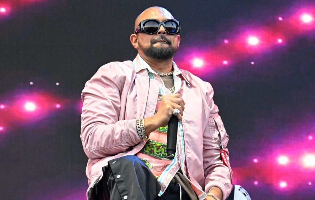 sean-paul-runs-out-of-interview-as-earthquake-hits-jamaica