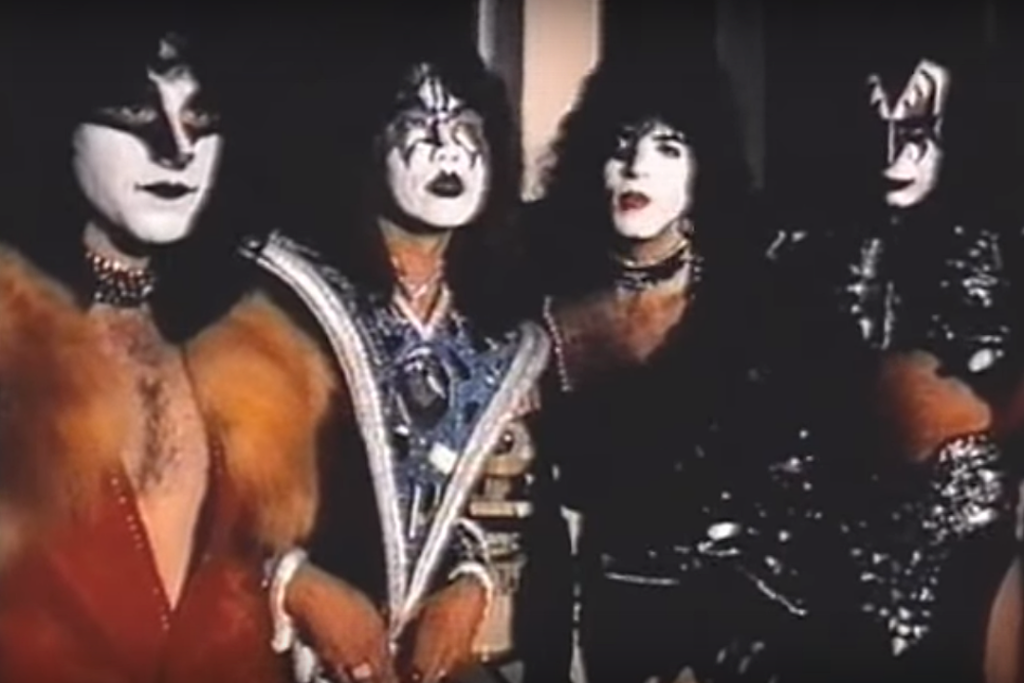 43-years-ago:-kiss-conquer-australia