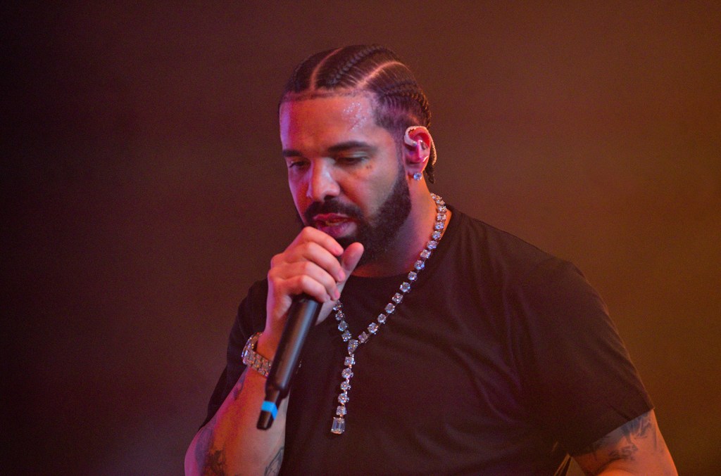 drake-announces-dates-for-2024-it’s-all-a-blur-tour-–-big-as-the-what?’-with-j. cole