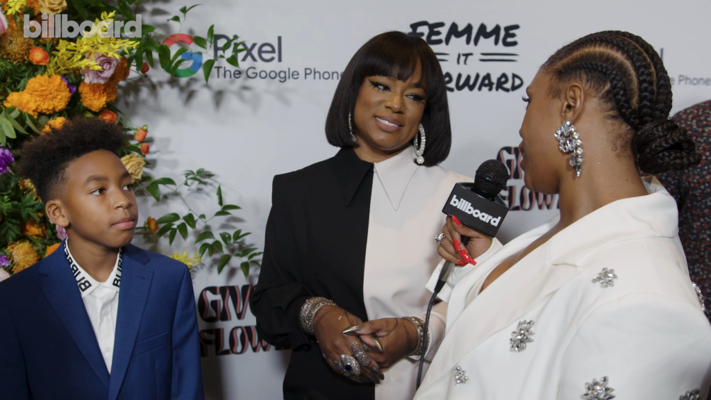 heather-lowery-of-femme-it-forward-on-the-importance-of-giving-women-their-flowers,-picks-dream-dinner-party-guests-&-more-|-give-her-flowhers-awards-gala 2023