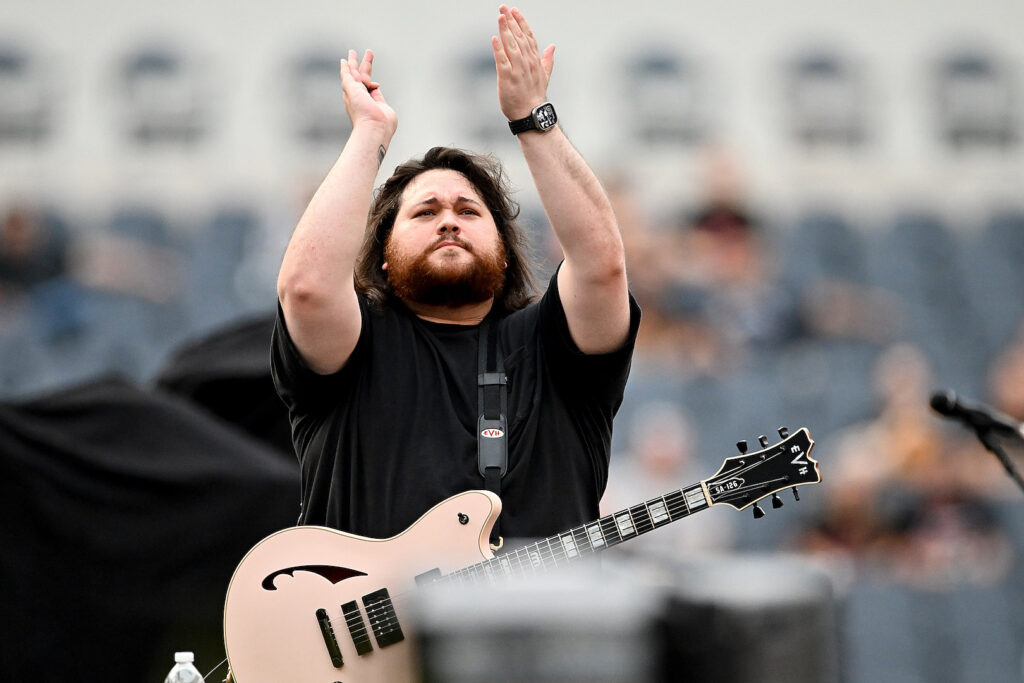 wolfgang-names-three-huge-guitar-influences-(other-than-his-dad)