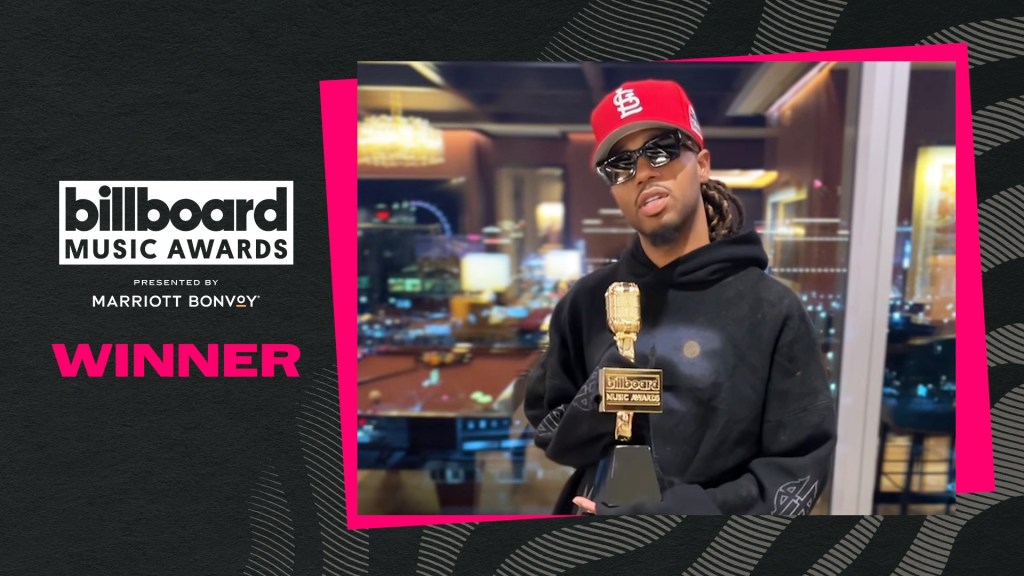 metro-boomin-accepts-top-collaboration-with-the-weeknd,-21-savage-for-‘creepin’-|-billboard-music-awards 2023