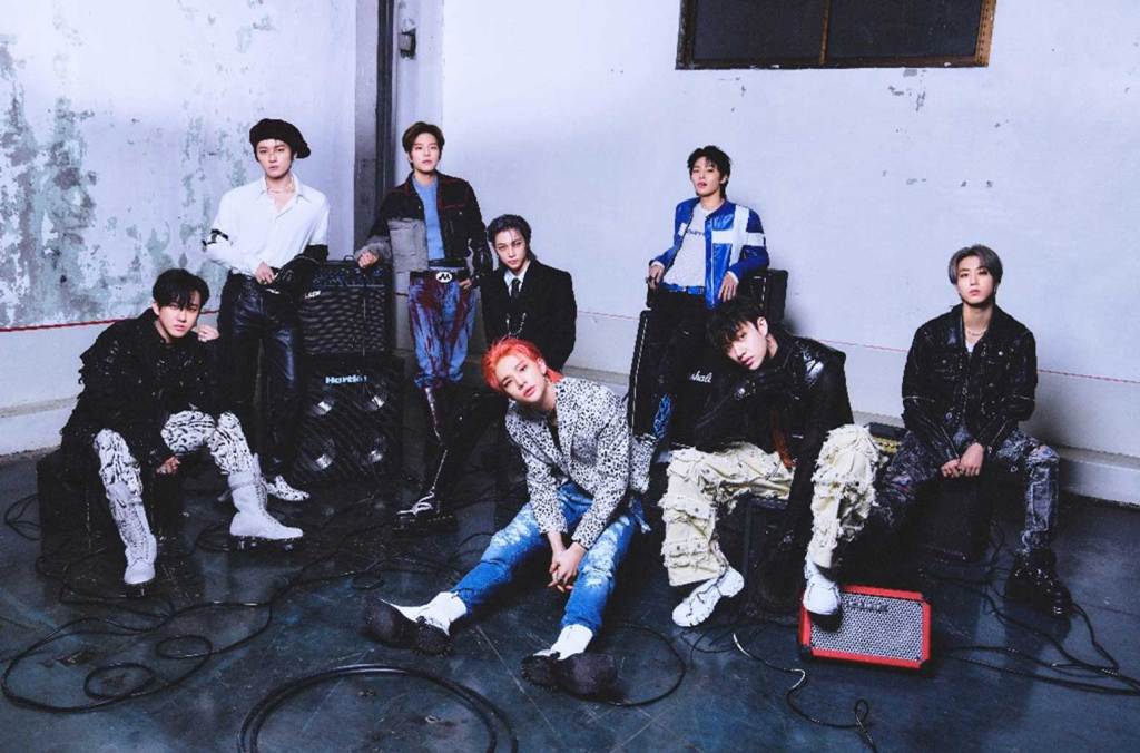 stray-kids-score-fourth-no.-1-on-billboard-200-with ‘rock-star’