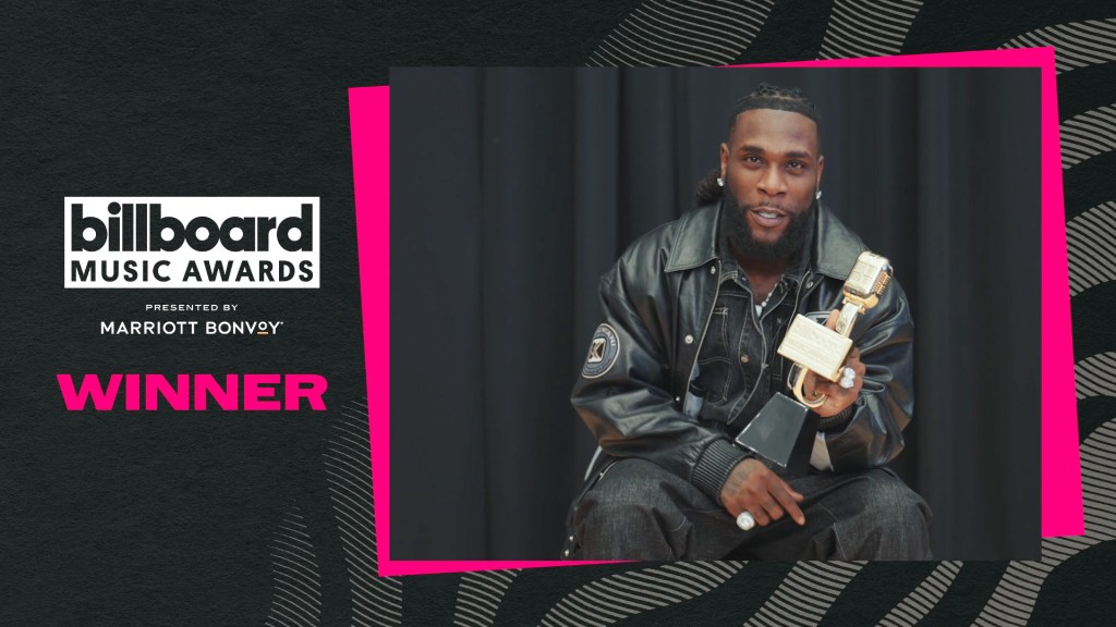 burna-boy-accepts-the-top-afrobeats-artist-award-|-billboard-music-awards 2023