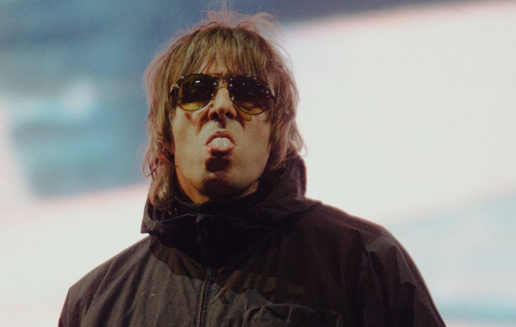 liam-gallagher-to-play-oasis’-‘definitely-maybe’-in-full-at-reading-&-leeds-2024