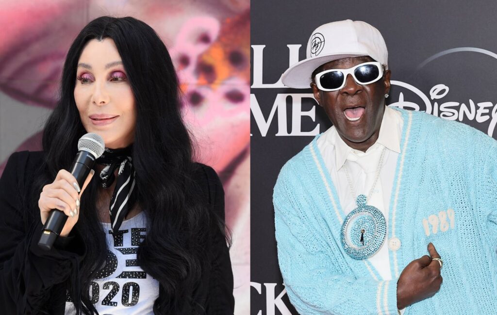 cher-plays-new-christmas-single-at-thanksgiving-parade,-flavor-flav-approves