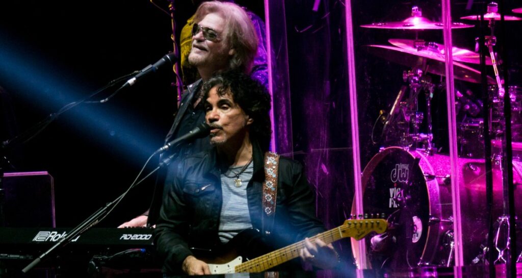 why-is-daryl-hall-suing-john-oates?-here’s-what-we-know-about-the-surprising-lawsuit