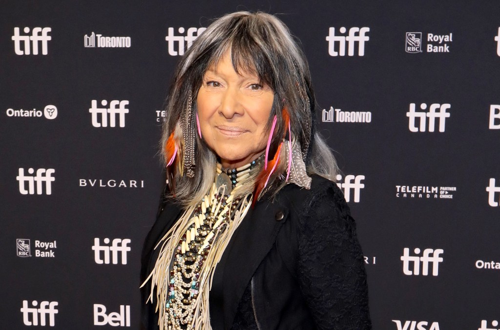 buffy-sainte-marie-responds-to-report-about-her-indigenous-heritage:-‘i-have-never-lied-about-my identity’