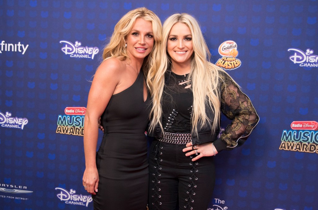 jamie-lynn-says-she’s-‘never-taken-anything’-from-sister-britney-spears:-‘families fight’