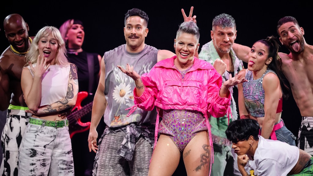p!nk-crowns-billboard’s-monthly-boxscore-report-with-$51 million