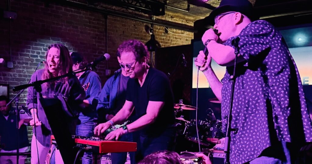 watch:-john-popper-sits-in-with-twilight-muse-at-garcia’s-in-port-chester