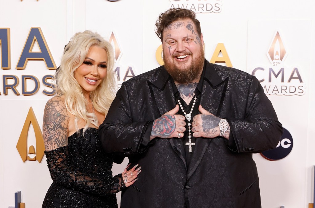bunnie-xo-responds-to-claims-she’s-‘jealous’-of-jelly-roll’s-friendship-with-lainey wilson