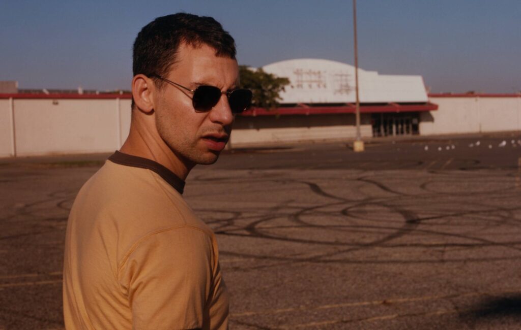 bleachers-announce-2024-‘from-the-studio-to-the-stage’-us-tour