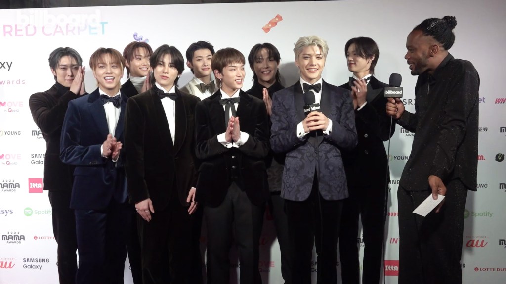 &team-on-the-success-of-their-track-“war-cry,”-fan-reaction-to-‘first-howling:-now’-&-more-|-2023-mama awards