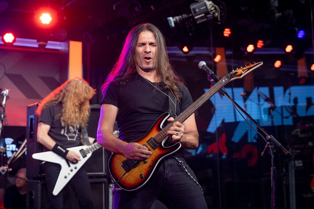 kiko-loureiro-cites-factor-for-‘choosing-not-to-be-in-megadeth’