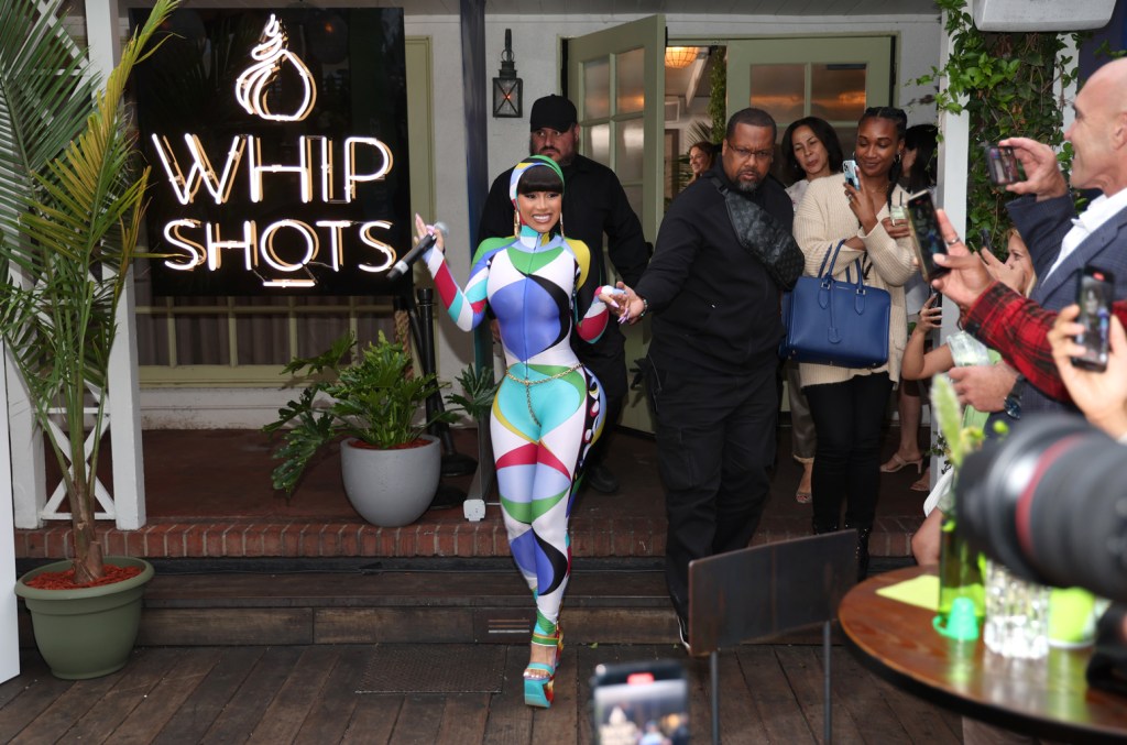 cardi-b-jams-out-to-lady-gaga’s-‘beautiful,-dirty-rich’-while-dressed-in-her-holiday finest
