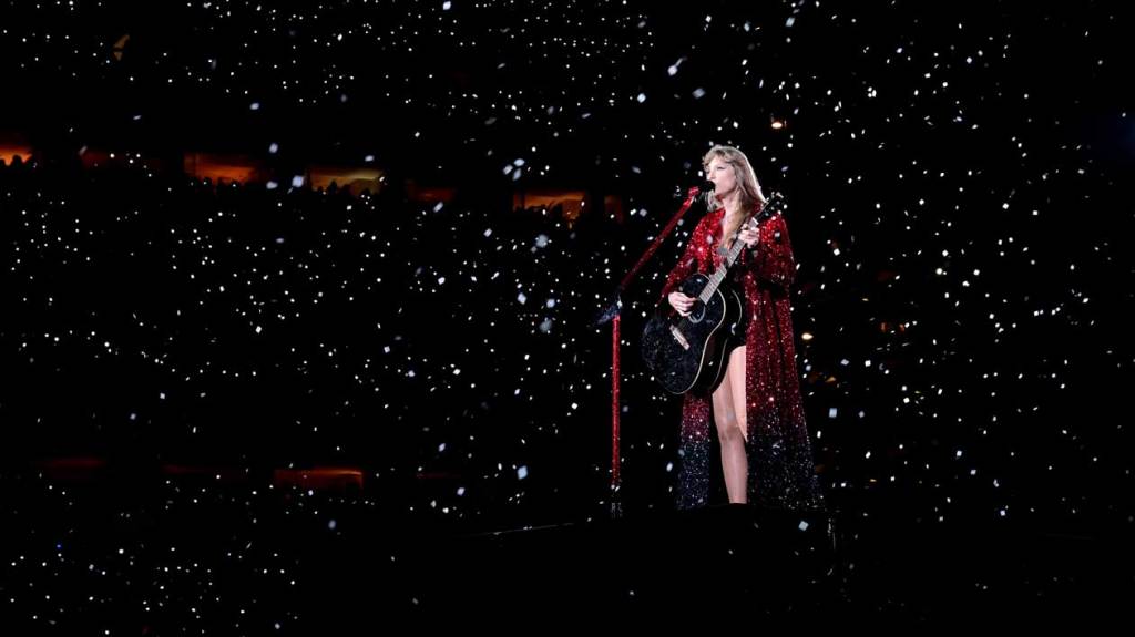 taylor-swift’s-eras-tour-on-track-to-become-highest-grossing-global-tour-in history