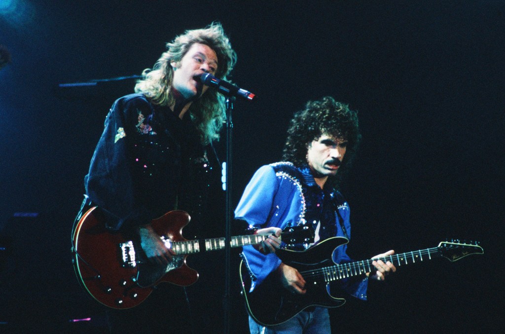hall-&-oates-trade-blows-in-new-lawsuit-filings:-‘ultimate-partnership betrayal’