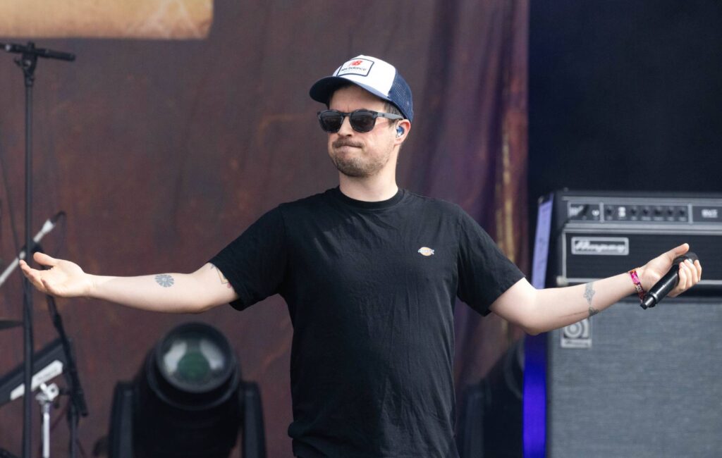 funeral-for-a-friend-singer-matthew-davies-kreye-leaves-the-band