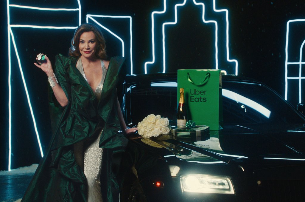 ‘money-can-buy-you-class’-after-all,-luann-de-lesseps-sings-with-help-from-a-‘rhony’-pal-in-new-uber-eats ad