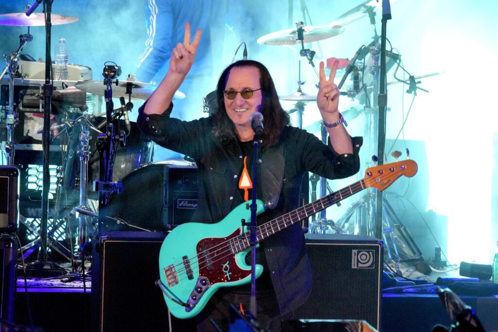 geddy-lee-unearths-‘lost’-solo-demos
