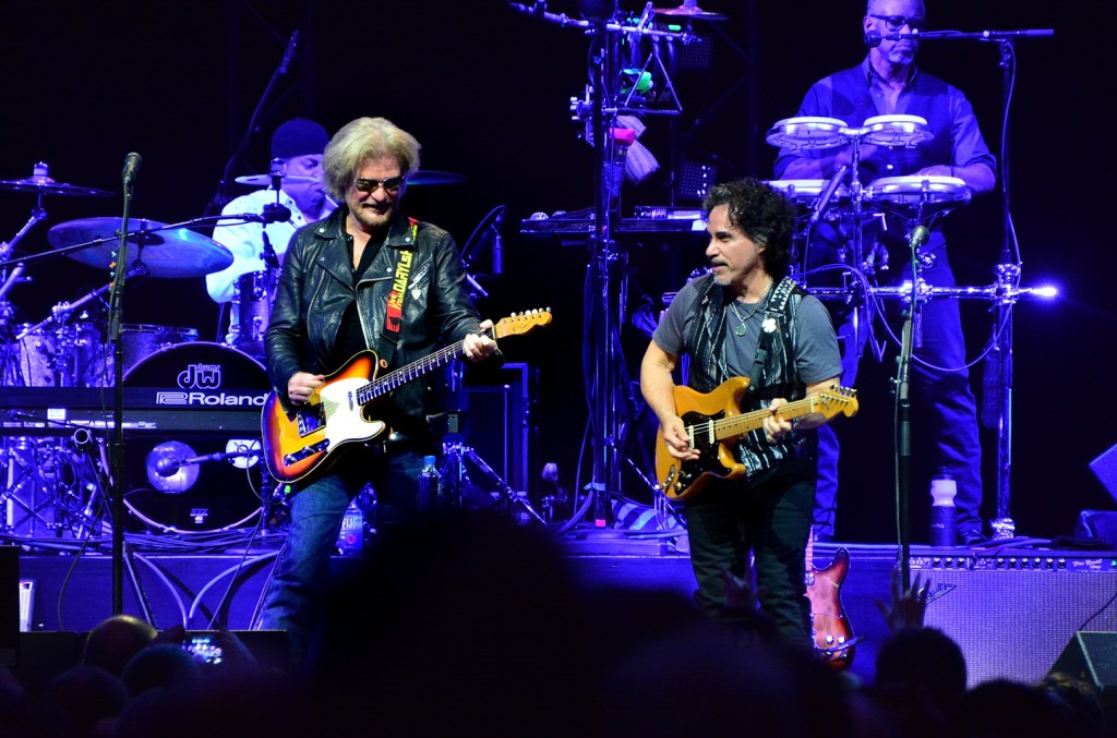 hall-&-oates-lawsuit,-young-thug-rico-trial,-kelly-clarkson-ruling-&-more-top-music-law news