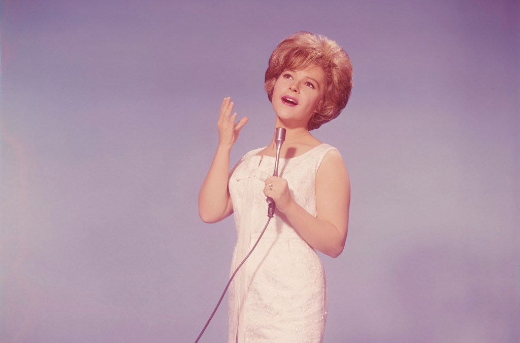 brenda-lee’s-‘rockin’-around-the-christmas-tree’-finally-hit-no.-1-on-the-hot-100-—-so-now what?