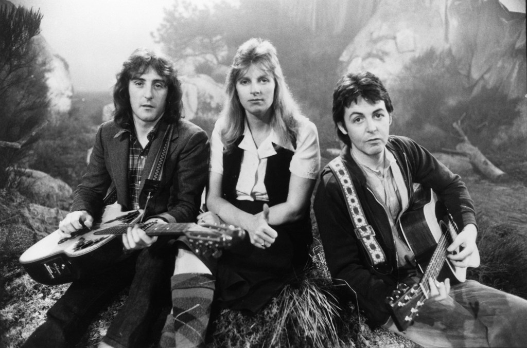 paul-mccartney-mourns-ex-bandmate-&-‘great-talent’-denny-laine:-‘it-was-a-pleasure-to-know you’