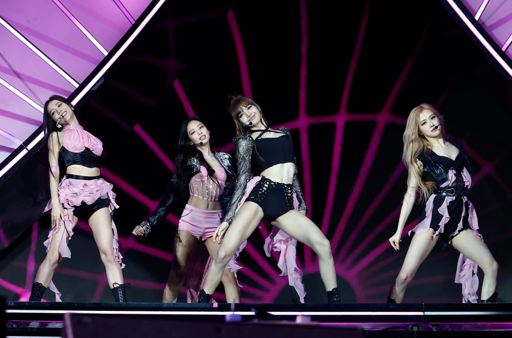 blackpink’s-yg-renewal-&-spotify-layoffs-help-lead-billboard-global-music-index-to-new high
