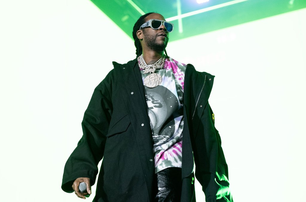 2-chainz-counts-his-blessings-after-miami-car-crash,-shares-scary-picture-of-aftermath:-‘things-could-have-been worse’