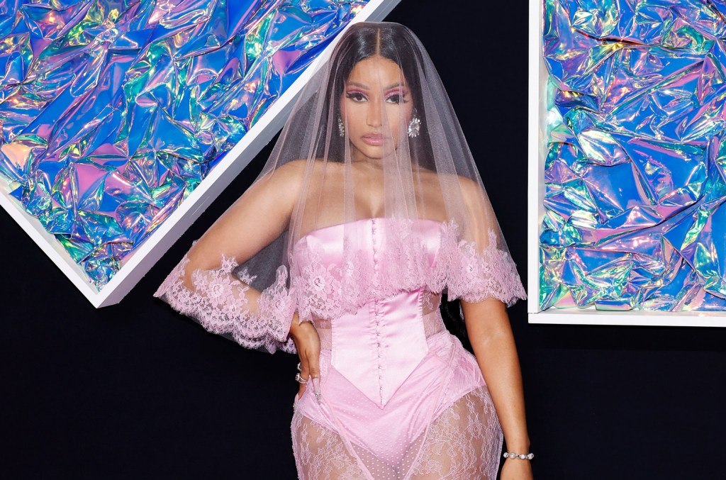 nicki-minaj’s-pink-friday-2-world-tour:-here’s-how-barbz-can-score tickets