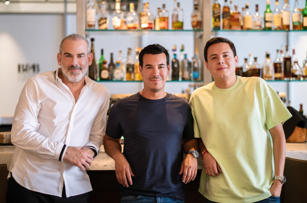 warner-music-latin-america,-ocesa-seitrack-and-‘checho’-rodriguez-launch-joint-artist agency