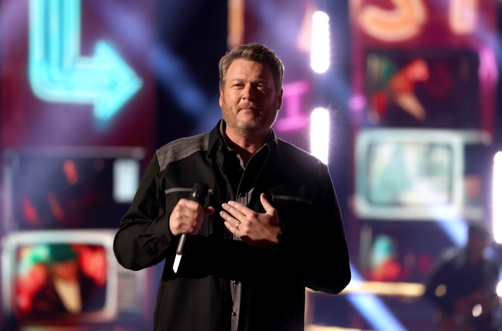 blake-shelton-says-he’s-hoping-to-‘cut-back-or-stop’-drinking-in 2024