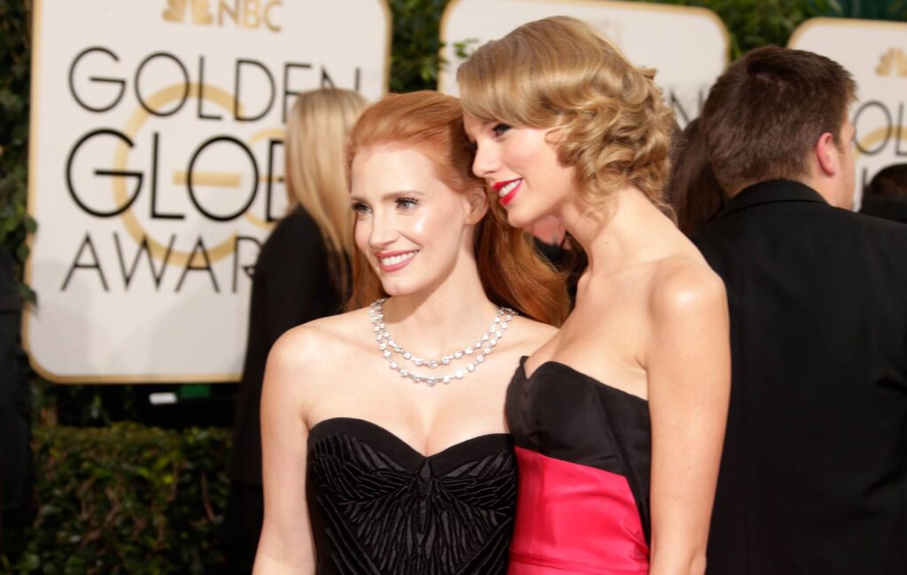 jessica-chastain-reveals-taylor-swift-once-made-her-a-breakup-playlist