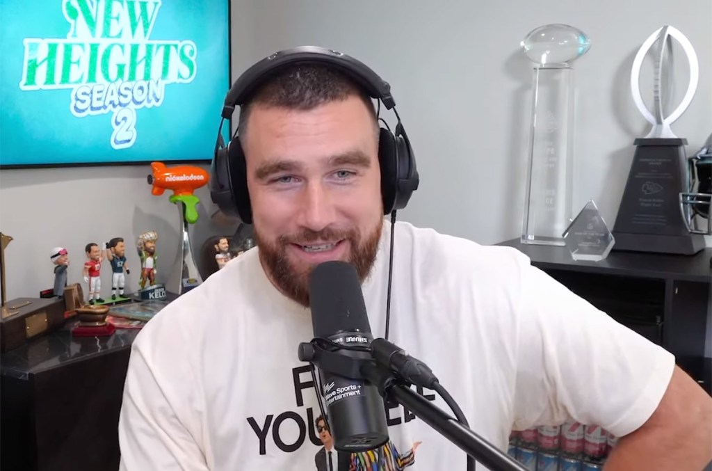 travis-kelce-reflects-on-‘insane’-moment-gillette-stadium-erupted-for-taylor-swift-at-chiefs game