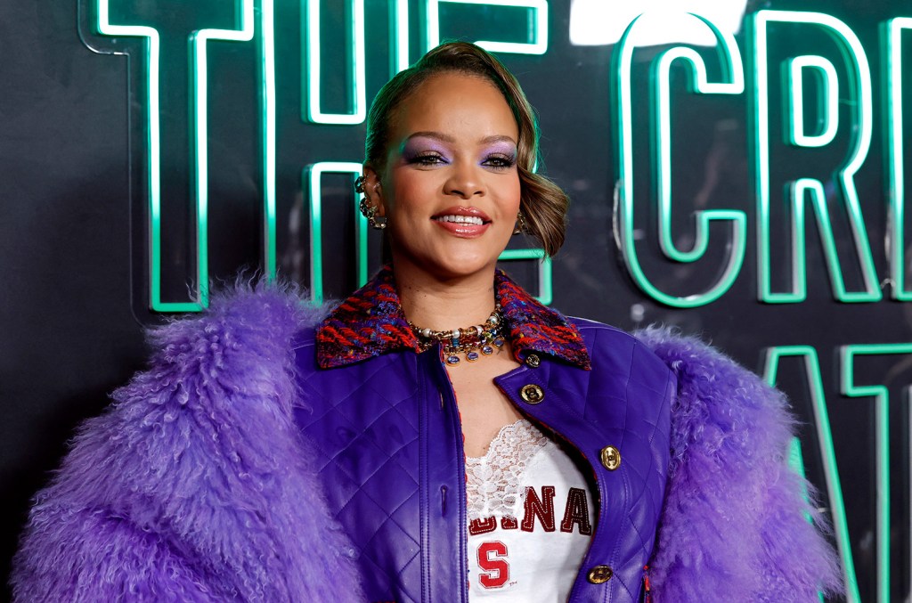 rihanna-says-her-super-bowl-pregnancy-reveal-was-unplanned,-has-‘fingers-crossed’-for-a-baby girl